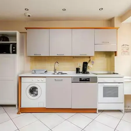 2p Carre D'or, Hypercentre نيس