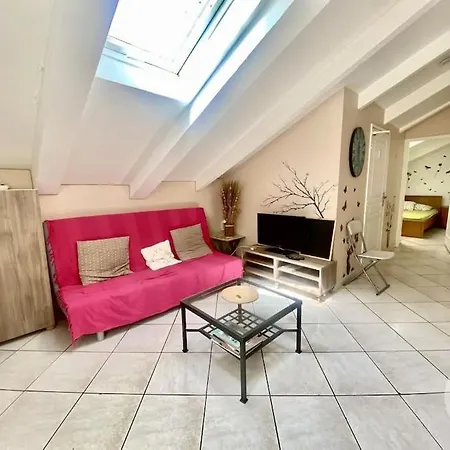 2p Carré D'or, Hypercentre * Nizza