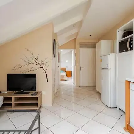 Apartment 2p Carre D'or, Hypercentre Nice
