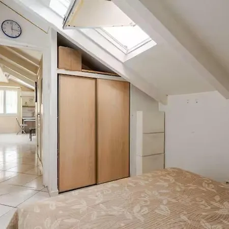 2p Carré D'or, Hypercentre *